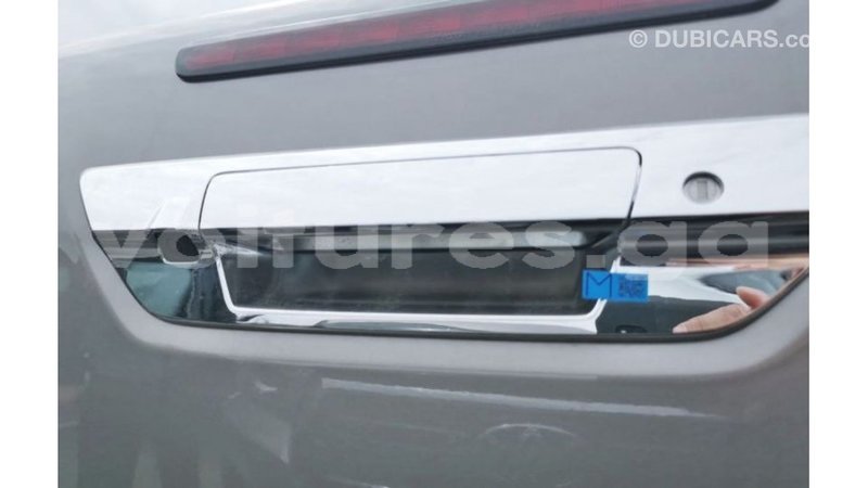 Big with watermark toyota hilux estuaire import dubai 5452