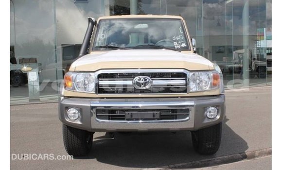 Buy Import Toyota Land Cruiser Beige Car in Import - Dubai in Estuary Buy Import Toyota Land Cruiser Beige Car in Import - Dubai in Estuary