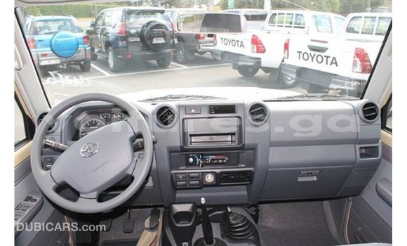 Buy Import Toyota Land Cruiser Beige Car in Import - Dubai in Estuary Buy Import Toyota Land Cruiser Beige Car in Import - Dubai in Estuary