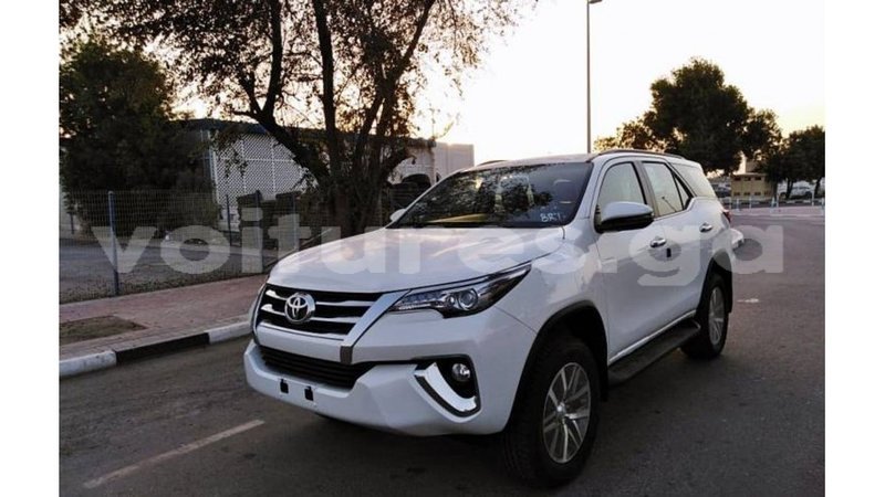 Big with watermark toyota fortuner estuary import dubai 5454