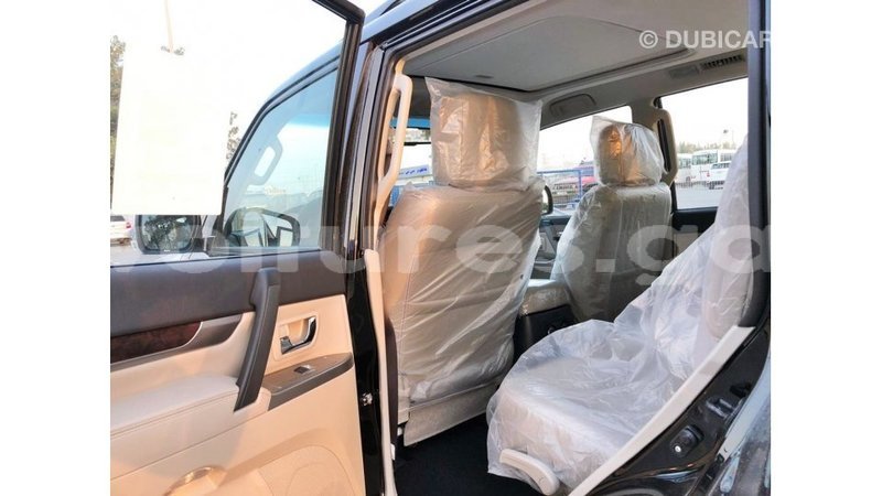 Big with watermark mitsubishi pajero estuary import dubai 5465