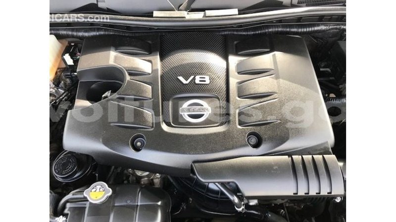 Big with watermark nissan patrol estuary import dubai 5468