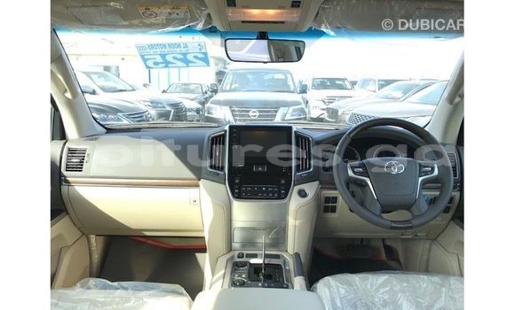 Sayi Imported Toyota Land Cruiser Sauran Mota in Import - Dubai a estuary Sayi Imported Toyota Land Cruiser Sauran Mota in Import - Dubai a estuary