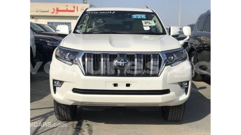 Big with watermark toyota prado estuaire import dubai 5472