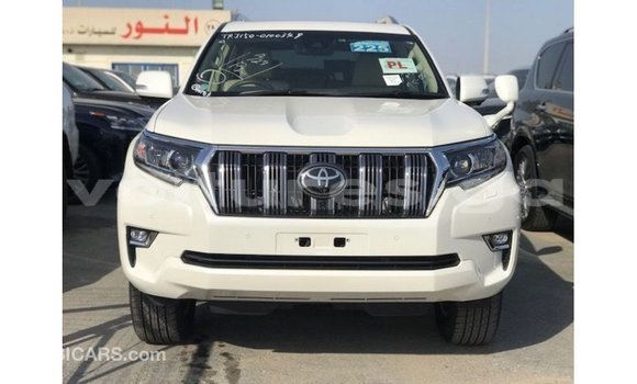 Acheter Import Voiture Toyota Prado Blanc à Import - Dubai, Estuaire Acheter Import Voiture Toyota Prado Blanc à Import - Dubai, Estuaire