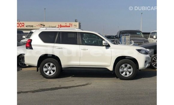 Acheter Import Voiture Toyota Prado Blanc à Import - Dubai, Estuaire Acheter Import Voiture Toyota Prado Blanc à Import - Dubai, Estuaire