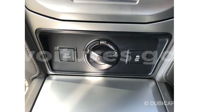 Big with watermark toyota prado estuaire import dubai 5472