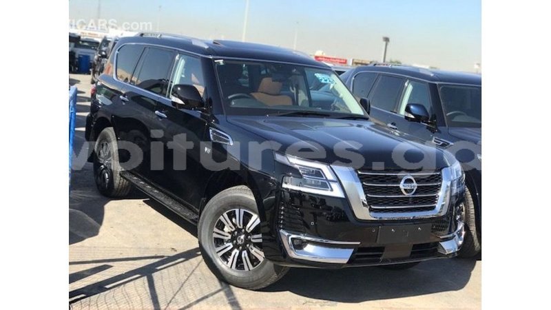 Big with watermark nissan patrol estuaire import dubai 5473