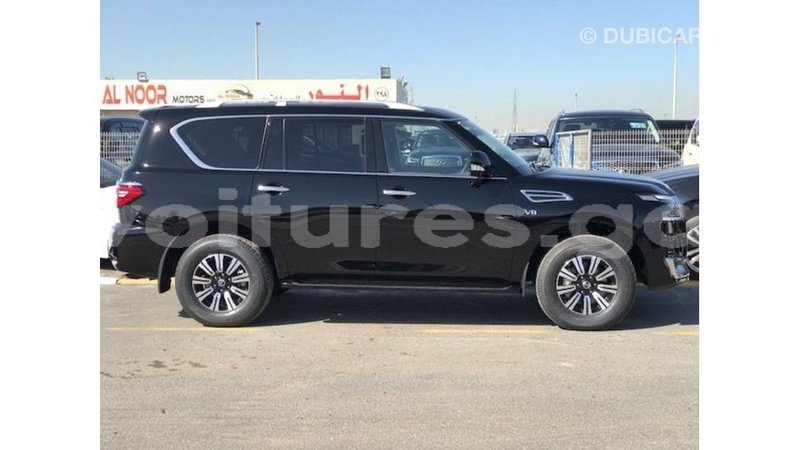 Big with watermark nissan patrol estuary import dubai 5473