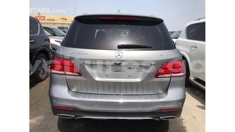 Big with watermark mercedes benz 250 estuary import dubai 5477