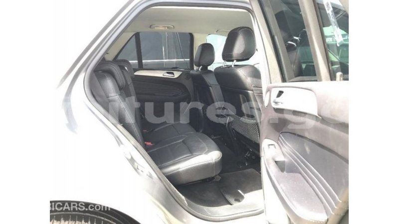 Big with watermark mercedes benz 250 estuaire import dubai 5477