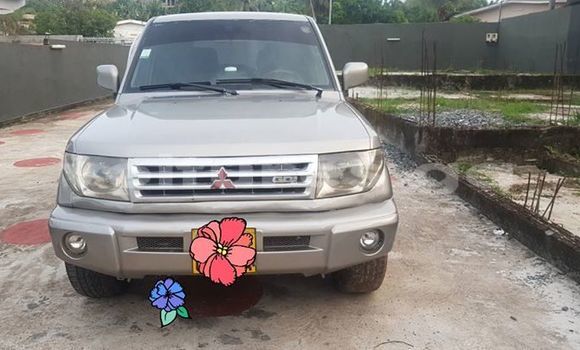 Acheter Occasion Voiture Mitsubishi Pajero Gris à Libreville au Estuaire Acheter Occasion Voiture Mitsubishi Pajero Gris à Libreville au Estuaire