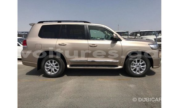 Buy Import Toyota Land Cruiser Other Car in Import - Dubai in Estuary Buy Import Toyota Land Cruiser Other Car in Import - Dubai in Estuary