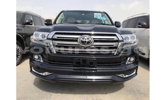 Acheter Import Voiture Toyota Land Cruiser Noir à Import - Dubai, Estuaire Acheter Import Voiture Toyota Land Cruiser Noir à Import - Dubai, Estuaire