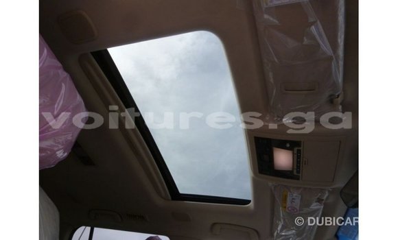 Buy Import Toyota Land Cruiser White Car in Import - Dubai in Estuary Buy Import Toyota Land Cruiser White Car in Import - Dubai in Estuary