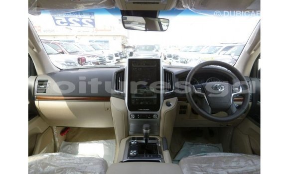 Buy Import Toyota Land Cruiser Other Car in Import - Dubai in Estuary Buy Import Toyota Land Cruiser Other Car in Import - Dubai in Estuary