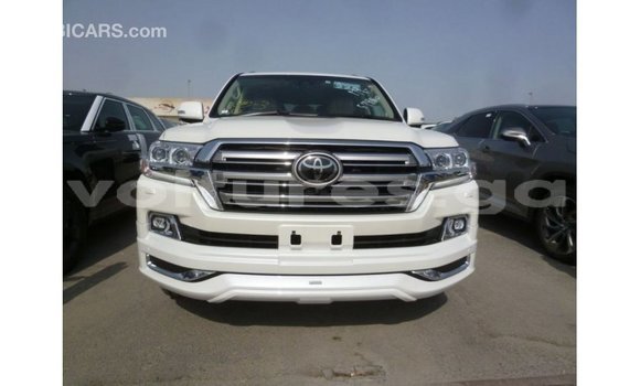 Buy Import Toyota Land Cruiser White Car in Import - Dubai in Estuary Buy Import Toyota Land Cruiser White Car in Import - Dubai in Estuary