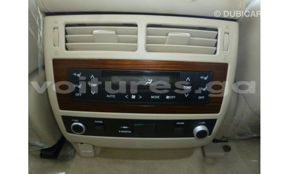 Buy Import Toyota Land Cruiser White Car in Import - Dubai in Estuary Buy Import Toyota Land Cruiser White Car in Import - Dubai in Estuary