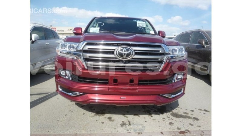 Big with watermark toyota land cruiser estuary import dubai 5491