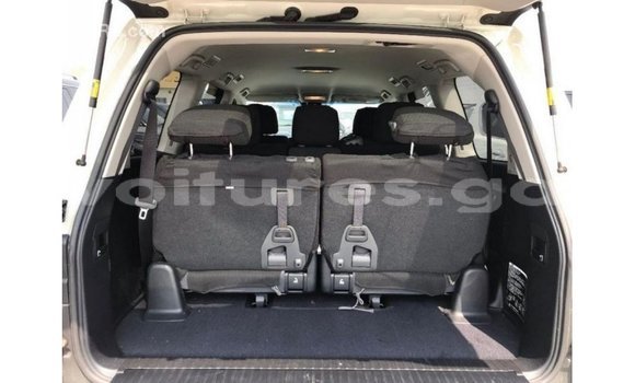 Buy Import Toyota Land Cruiser White Car in Import - Dubai in Estuary Buy Import Toyota Land Cruiser White Car in Import - Dubai in Estuary