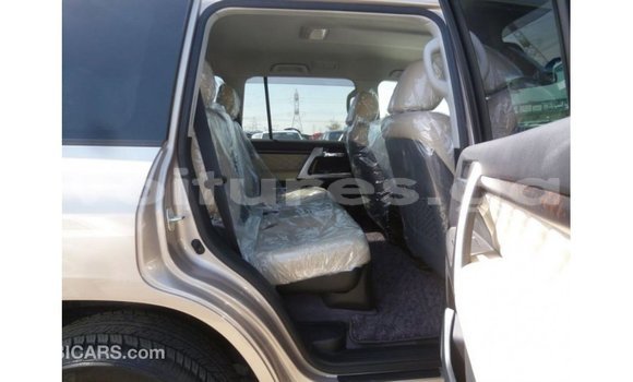 Sayi Imported Toyota Land Cruiser Sauran Mota in Import - Dubai a estuary Sayi Imported Toyota Land Cruiser Sauran Mota in Import - Dubai a estuary