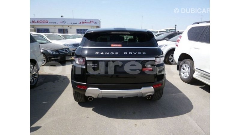 Big with watermark land rover range rover estuary import dubai 5502