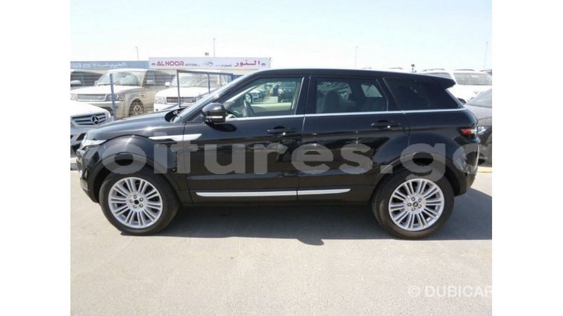 Big with watermark land rover range rover estuary import dubai 5502