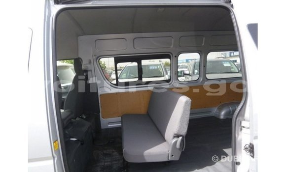 Acheter Import Voiture Toyota Hiace Autre à Import - Dubai, Estuaire Acheter Import Voiture Toyota Hiace Autre à Import - Dubai, Estuaire