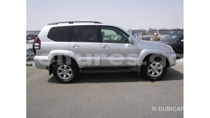 Big with watermark toyota prado estuary import dubai 5504