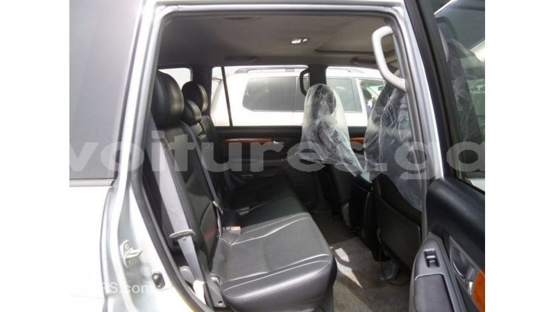 Big with watermark toyota prado estuary import dubai 5504