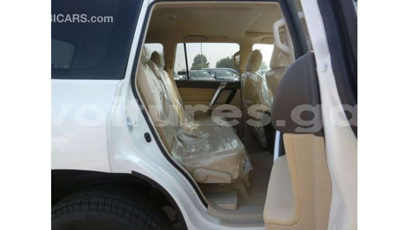 Big with watermark toyota prado estuary import dubai 5506