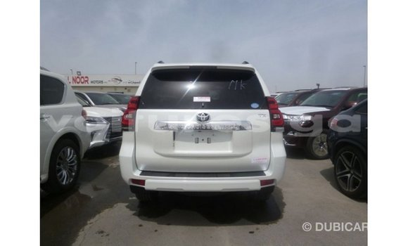 Acheter Import Voiture Toyota Prado Blanc à Import - Dubai, Estuaire Acheter Import Voiture Toyota Prado Blanc à Import - Dubai, Estuaire