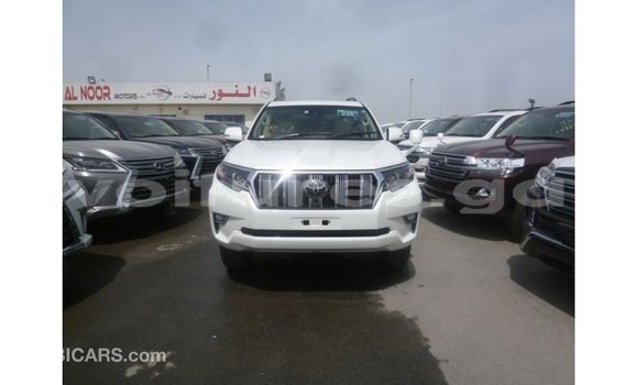 Acheter Import Voiture Toyota Prado Blanc à Import - Dubai, Estuaire Acheter Import Voiture Toyota Prado Blanc à Import - Dubai, Estuaire
