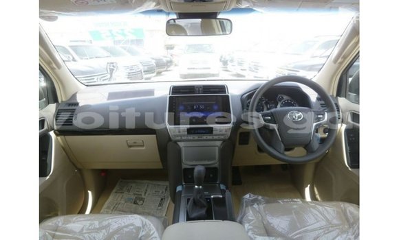 Acheter Import Voiture Toyota Prado Noir à Import - Dubai, Estuaire Acheter Import Voiture Toyota Prado Noir à Import - Dubai, Estuaire