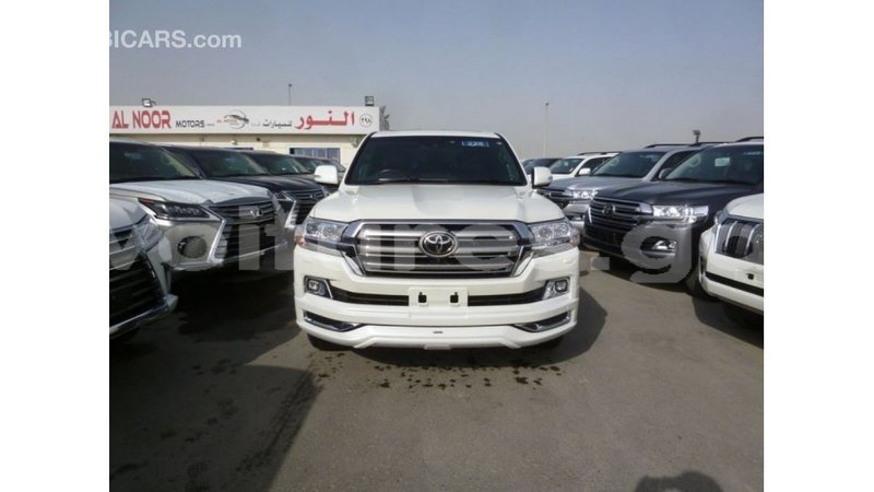 Big with watermark toyota land cruiser estuary import dubai 5511