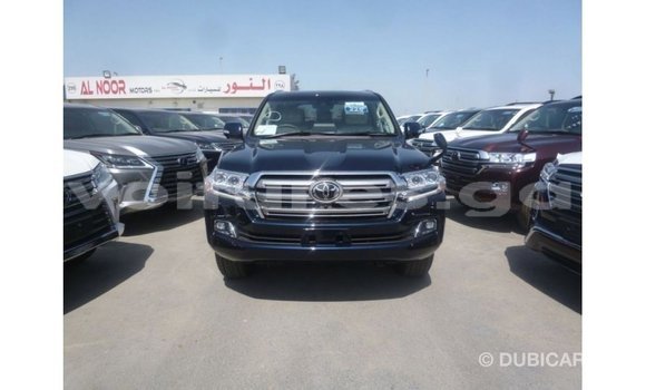 Sayi Imported Toyota Land Cruiser Blue Mota in Import - Dubai a estuary Sayi Imported Toyota Land Cruiser Blue Mota in Import - Dubai a estuary