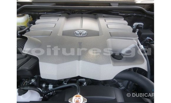 Sayi Imported Toyota Land Cruiser Blue Mota in Import - Dubai a estuary Sayi Imported Toyota Land Cruiser Blue Mota in Import - Dubai a estuary