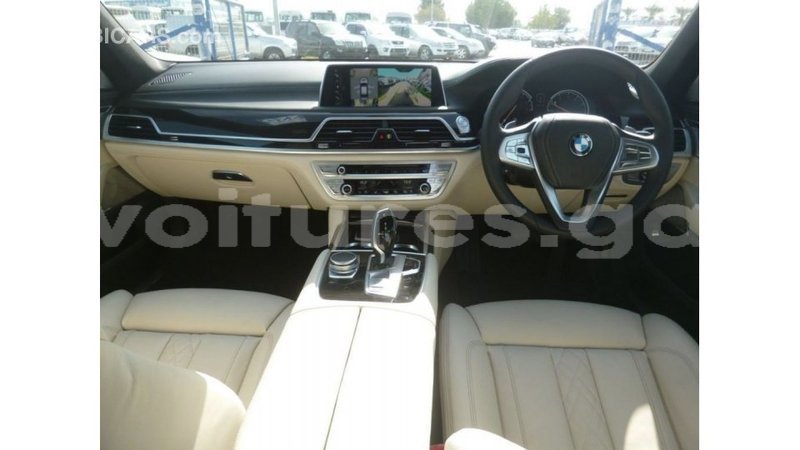 Big with watermark bmw x1 estuary import dubai 5520