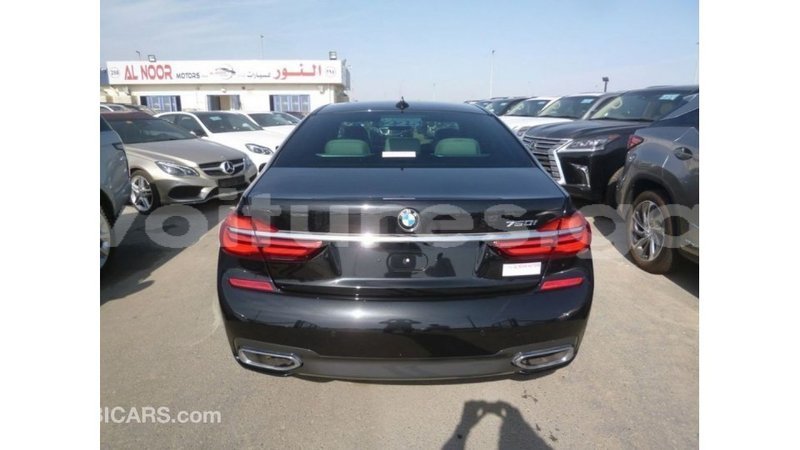 Big with watermark bmw x1 estuary import dubai 5520