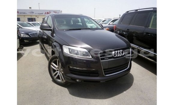 Acheter Import Voiture Audi Q7 Noir à Import - Dubai, Estuaire