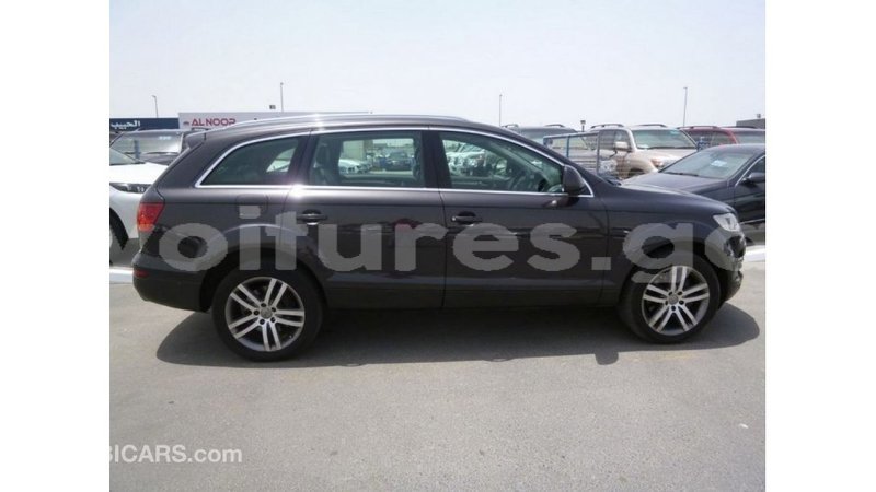 Big with watermark audi q7 estuary import dubai 5521