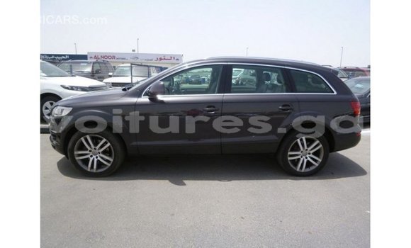 Sayi Imported Audi Q7 Black Mota in Import - Dubai a estuary Sayi Imported Audi Q7 Black Mota in Import - Dubai a estuary