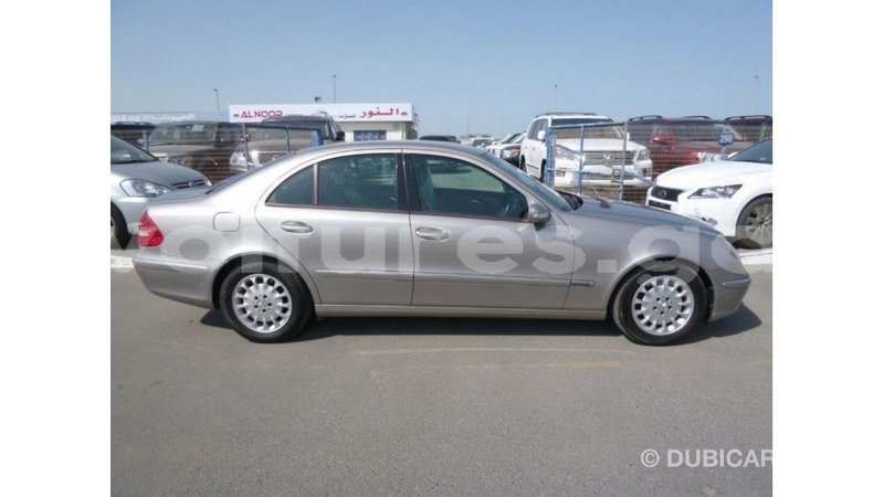 Big with watermark mercedes benz 200 estuary import dubai 5523