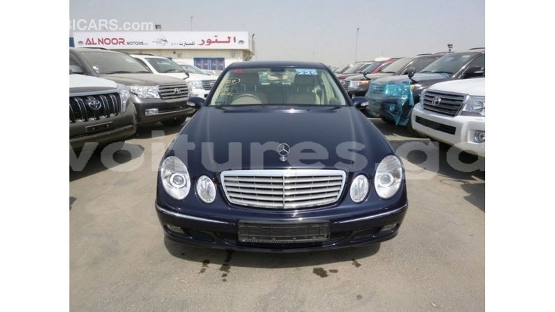 Big with watermark mercedes benz 200 estuary import dubai 5524