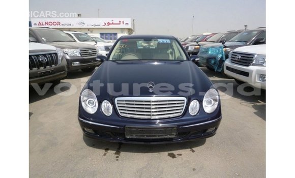 Acheter Import Voiture Mercedes-Benz 200 Bleu à Import - Dubai, Estuaire Acheter Import Voiture Mercedes-Benz 200 Bleu à Import - Dubai, Estuaire