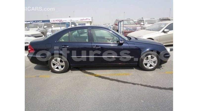 Big with watermark mercedes benz 200 estuary import dubai 5524