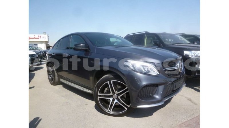 Big with watermark mercedes benz gle estuary import dubai 5526