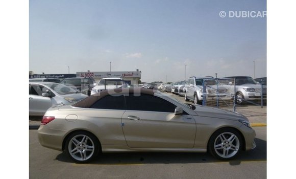 Buy Import Mercedes-Benz 200 Other Car in Import - Dubai in Estuary Buy Import Mercedes-Benz 200 Other Car in Import - Dubai in Estuary