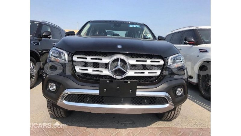 Big with watermark mercedes benz 250 estuary import dubai 5532