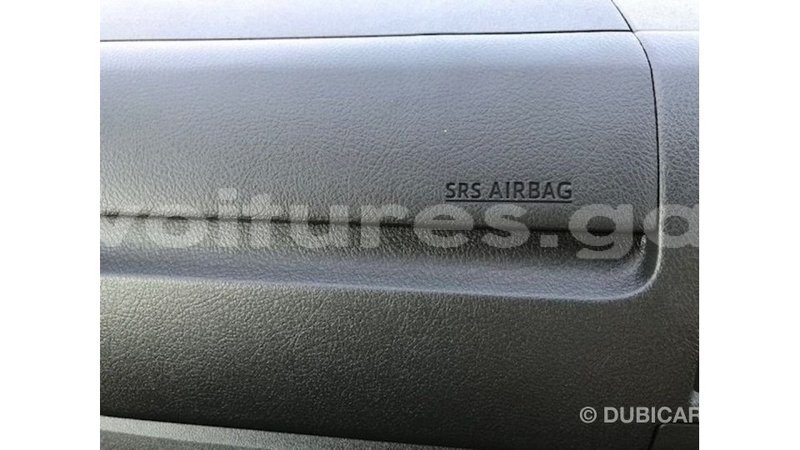 Big with watermark toyota hiace estuary import dubai 5537